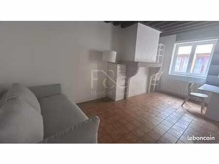 studio 1 pièce 22 m²
