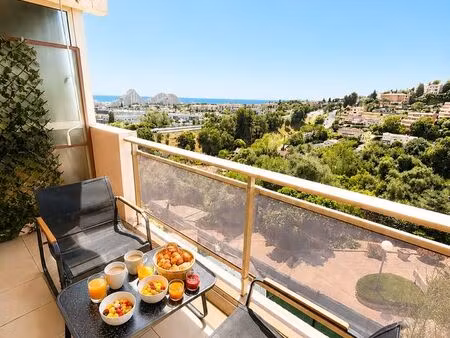studio meuble 17m2 vue mer - villeneuve-loubet - bail étudiant du 14/09/26 au 30/05/27