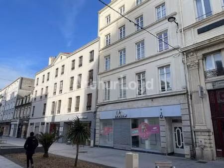 local commercial à louer