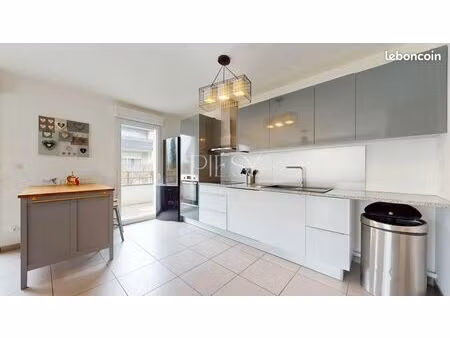 appartement 3 pièces 72 m²