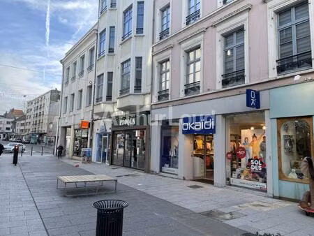 local commercial à louer