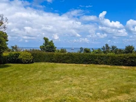 ​vente pavillon plain-pied avec vue mer dégagée lointaine■​situé dans le bourg de gréville