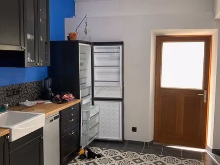 jolie maison dans la nature