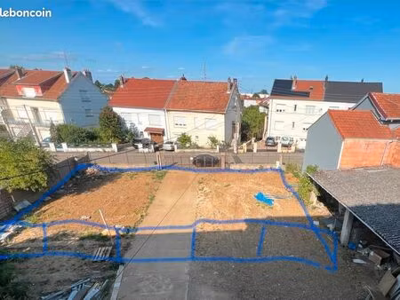 loue terrain 400m2 pr achat/ vente vehicule