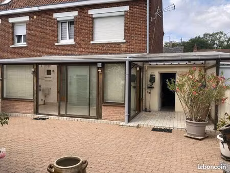 maison 90m²  3 chambres