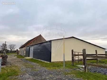 local industriel 560 m²