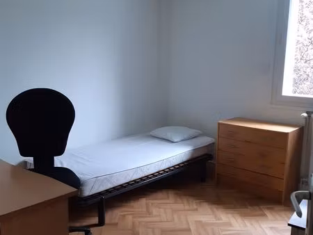 chambre résidence travailleur - annecy - à 5 mn de la gare en vélo