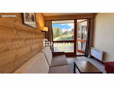 appartement lumineux avec vue exceptionnelle  skis aux pieds