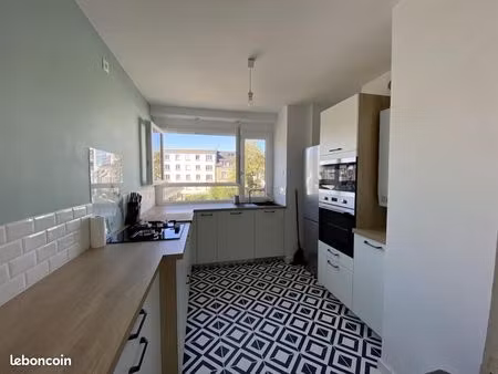 appartement 3 pièces 64 m²