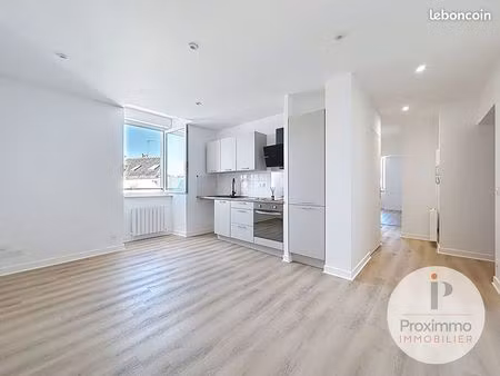 appartement 4 pièces 49 m²
