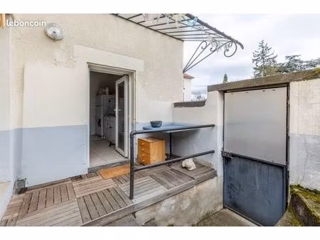 chamalieres maison  3 chres  bureau  dressing  garage  terrain 325 000 euros fai