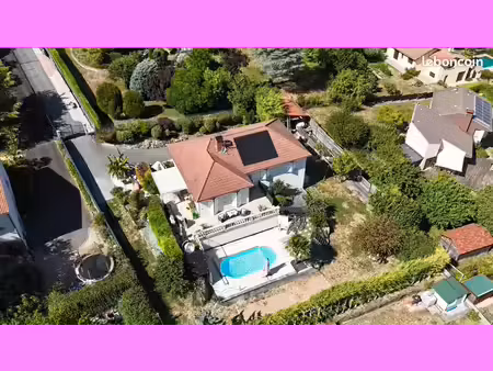 maison 6 pièces 183 m²