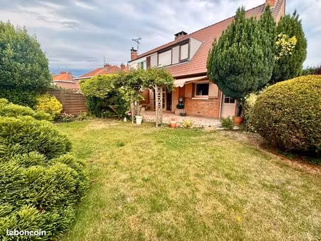 maison semi-mitoyenne 4 pièces 3 chambres 91 m² terrain 350 m²