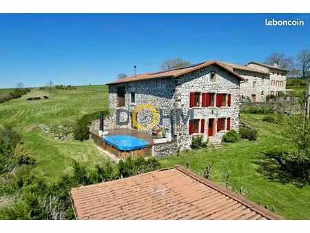 propriété 10 pièces 331 m²