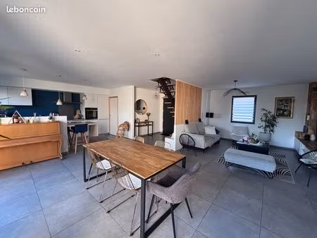 maison contemporaine- treillières bourg