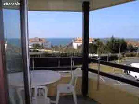 t2 anglet étudiant de septembre à juin