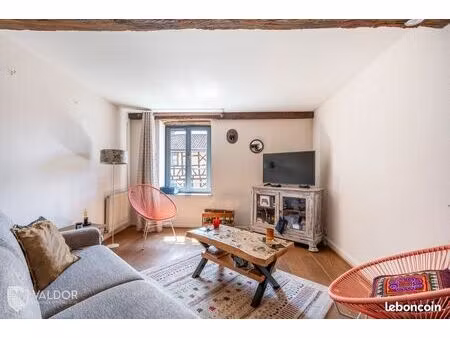 appartement 3 pièces 87 m²