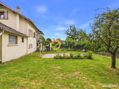 maison 4 pièces 121 m²