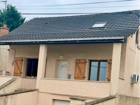 à louer – maison t3 avec jardin et garage – saint-vallier (71230)