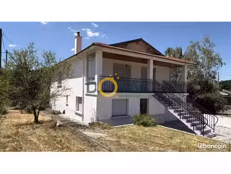 maison 8 pièces 147 m²
