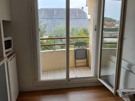a louer studio 21 m2 proche facs pau