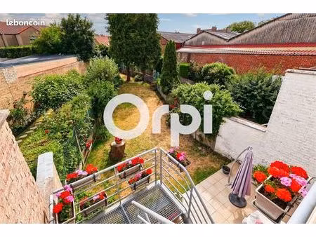 maison 6 pièces 145 m²