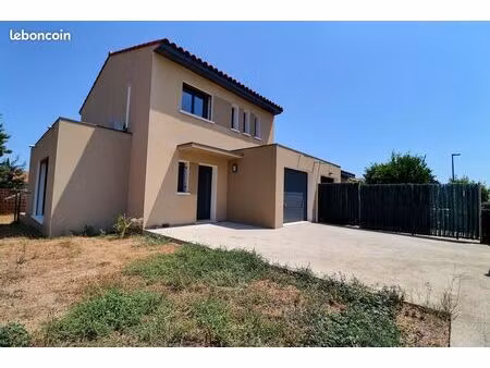 villa 4 pièces 94 m²