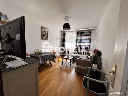 au calme appartement t3 traversant