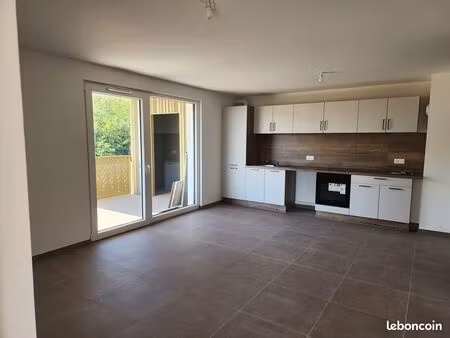 a louer superbe t3 de 60 m2 à issenheim
