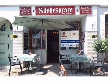 café bar chaleureux dans navarrenx - vendu