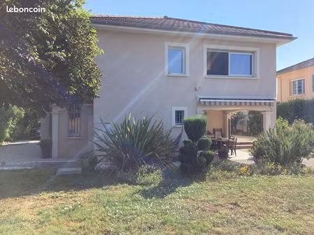 vends maison 110 m2