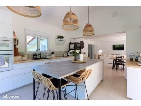 villa 195m² de plain-pied