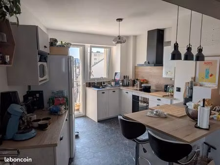 appartement lumineux et chaleureux - pied du tram