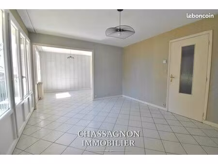 appartement 5 pièces 93 m²