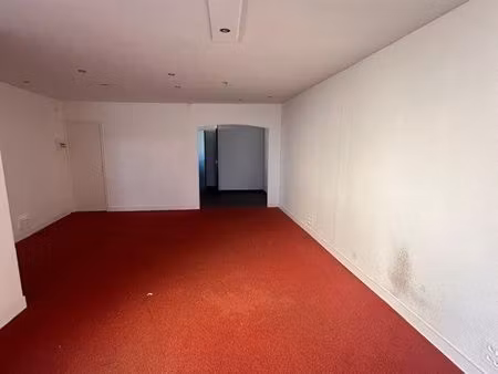 local commercial 110m2