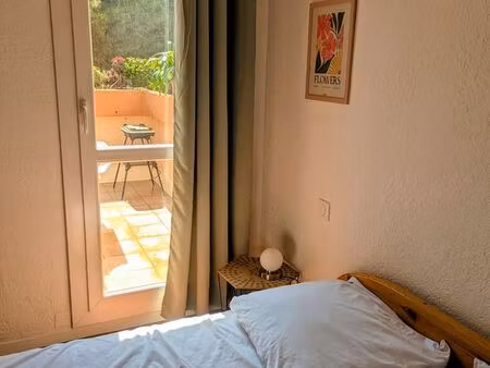 t2 avec terrasse bail étudiant - disponible septembre