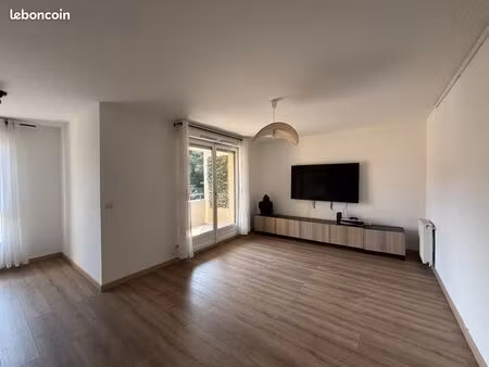 appartement 3 pièces 57 m²