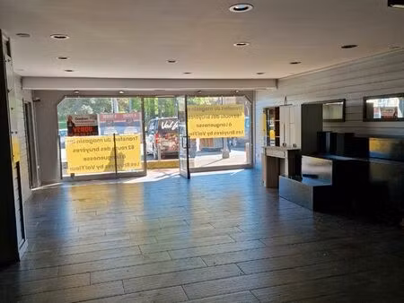local commercial