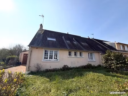 maison 9 pièces 194 m²