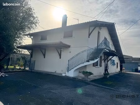 maison 7 pièces 179 m²