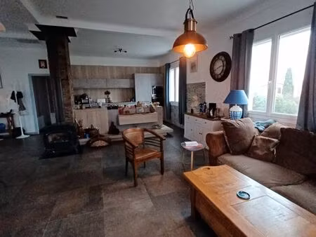 maison 5 pièces 154m2  900 m2 terrain