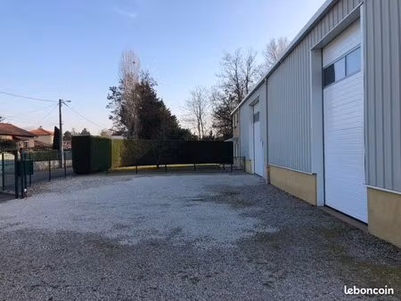 local activité / bureaux / habitation / entrepôt