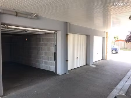 garage à louer
