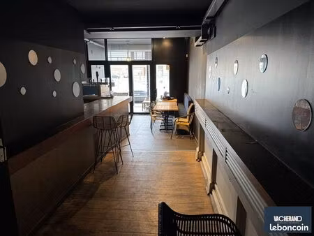 local commercial 83 m² lille
