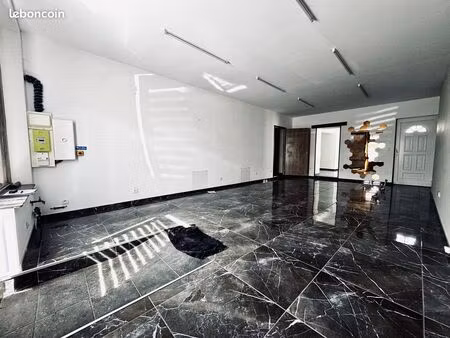 local 58 m² raismes