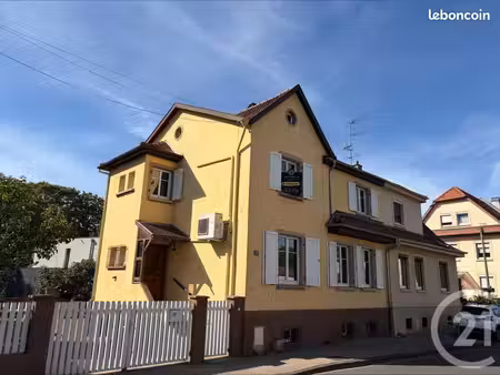 maison 6 pièces 136 m²