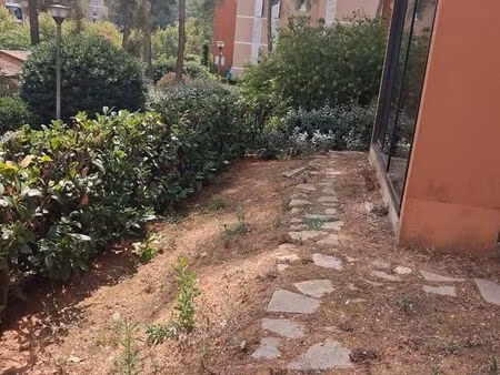 appartement t2 rez-de-chaussée jardin avec travaux à prévoir