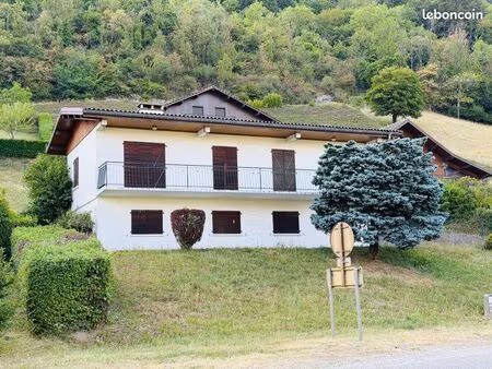 maison individuelle 93 m2 proche lac annecy