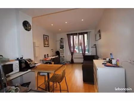 studio 1 pièce 22 m²