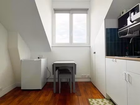 studio 1 pièce 14 m²